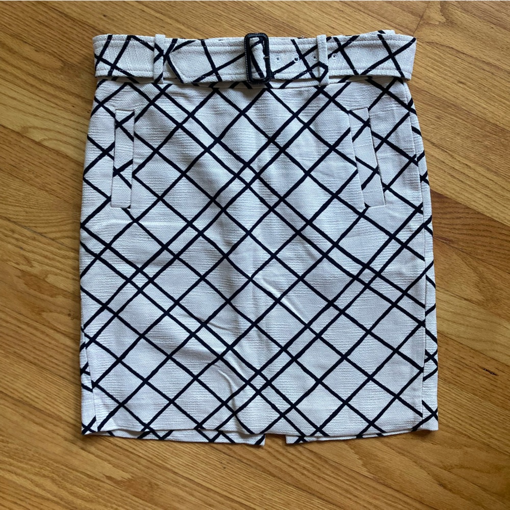 NWOT Banana Republic belted skirt 6P